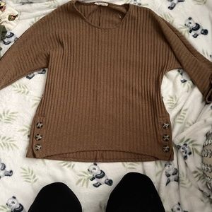 Brown top